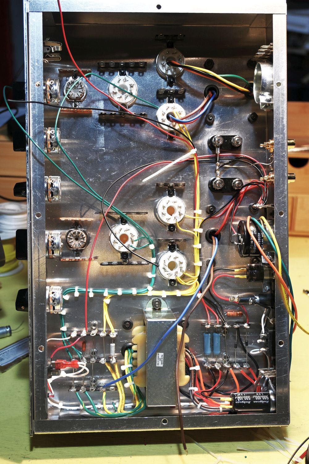 Four-watt per channel amplifier using 6SN7s as output tubes