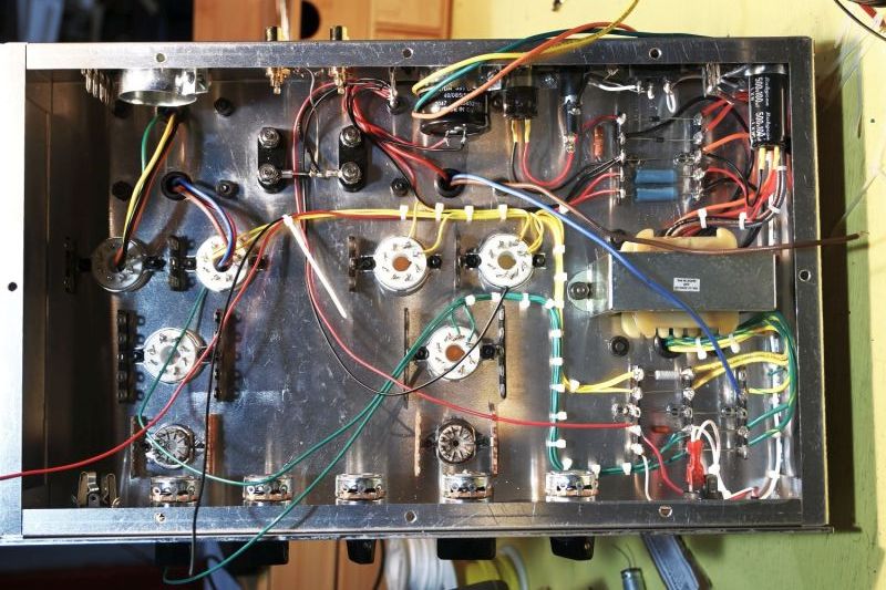 Experimental vacuum tube amplifier using 6SN7 as output tubes providing four watts per channel.